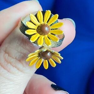 Vintage 70s Sunflower Adjustable Ring CottageCore Whimsigoth